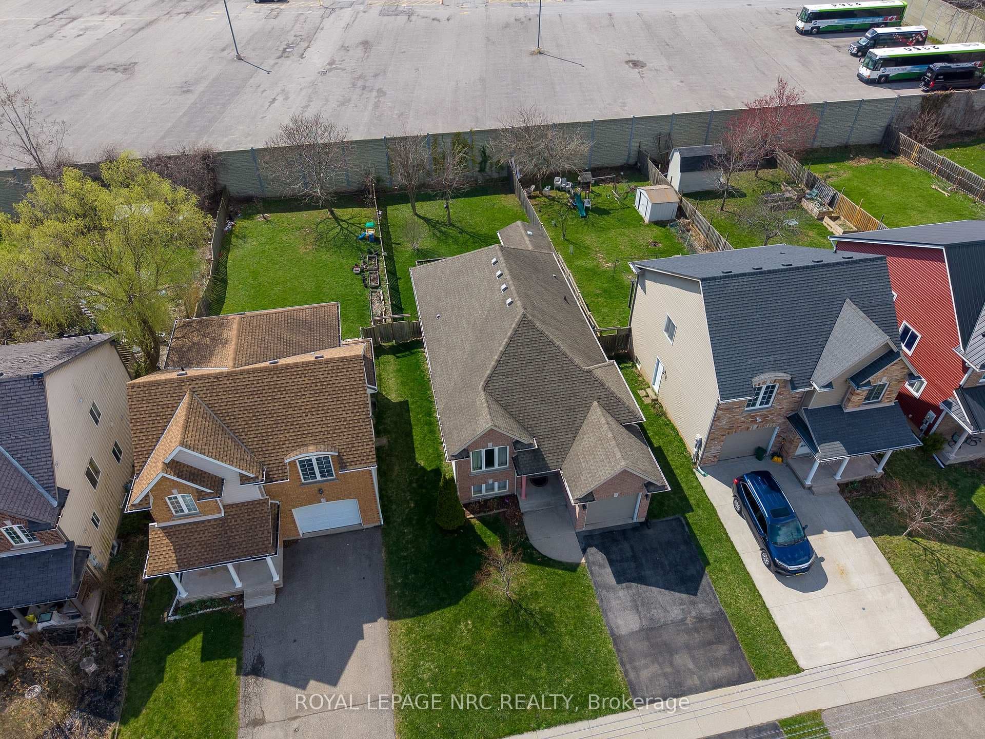 6787 AILANTHUS Avenue photo 39