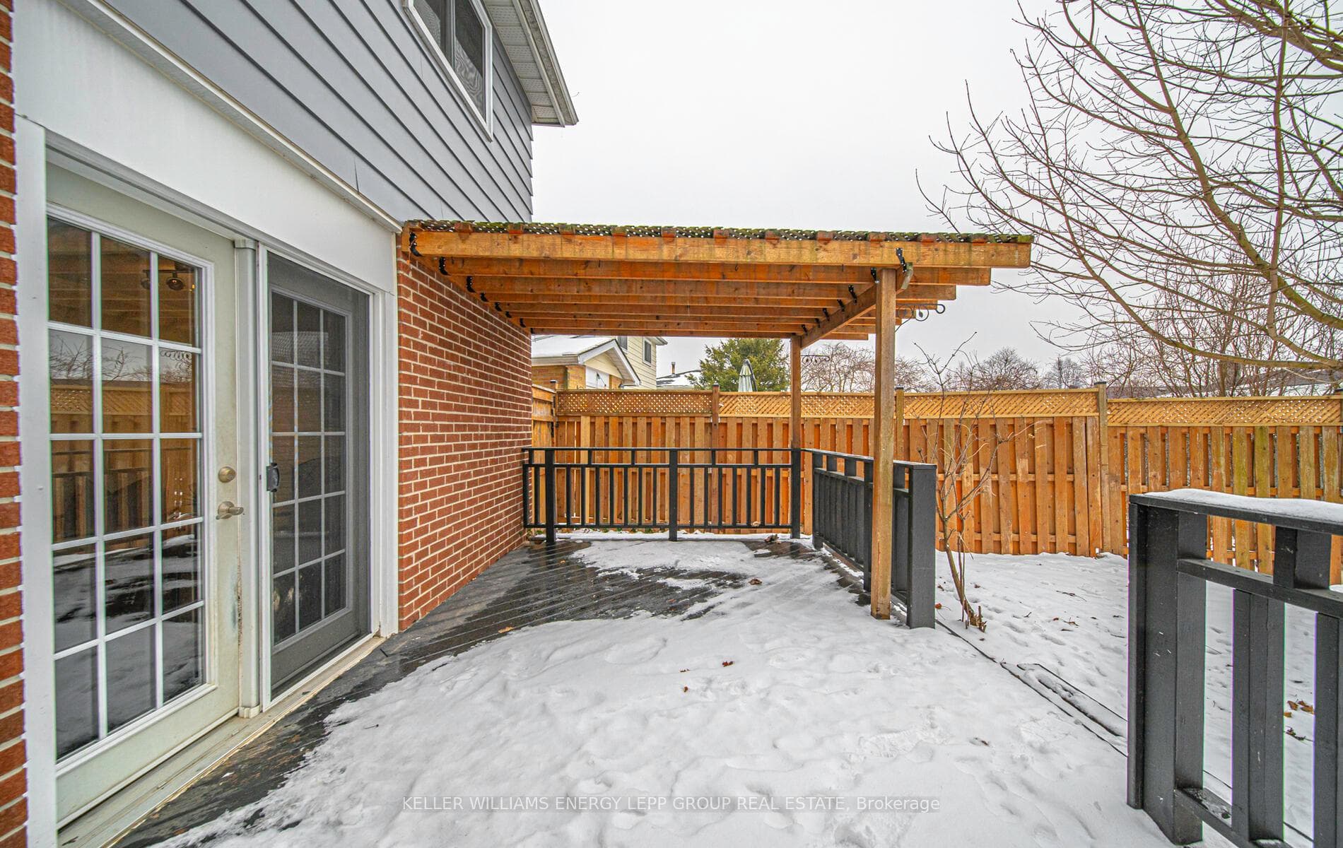 20 Kenton Court photo 35