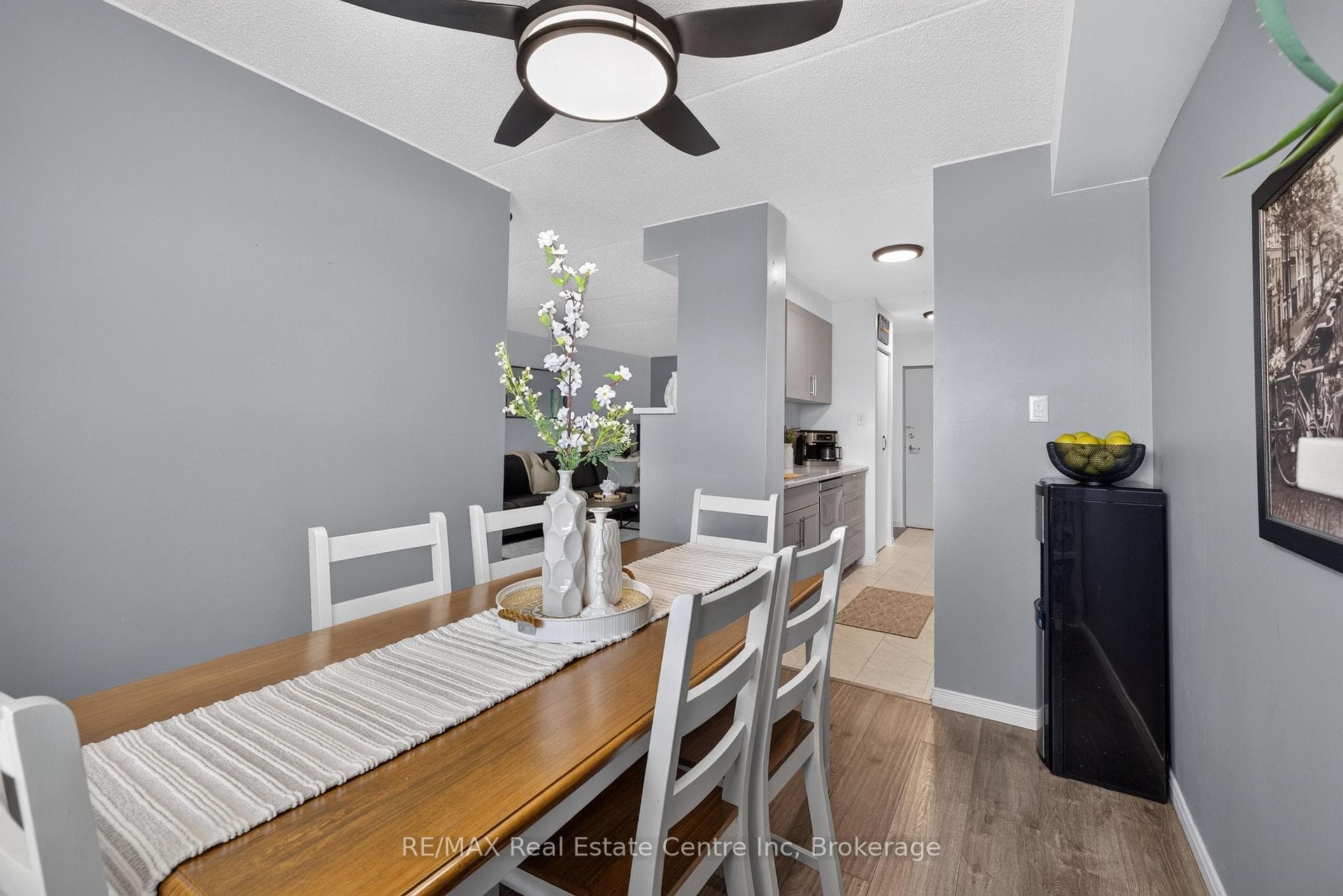 65 Silvercreek Parkway Unit 401 photo 17