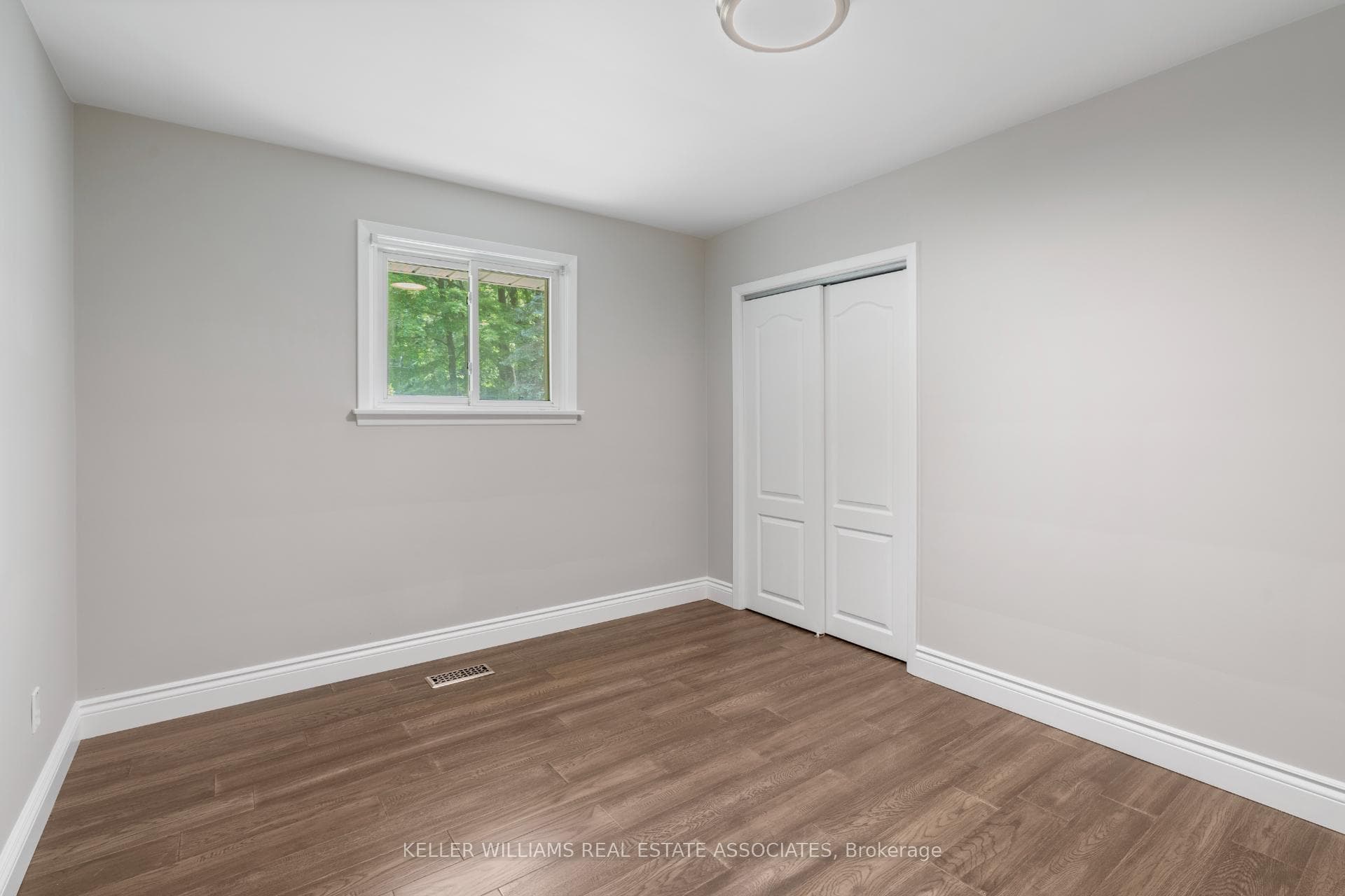 16590 Innis Lake Road photo 21