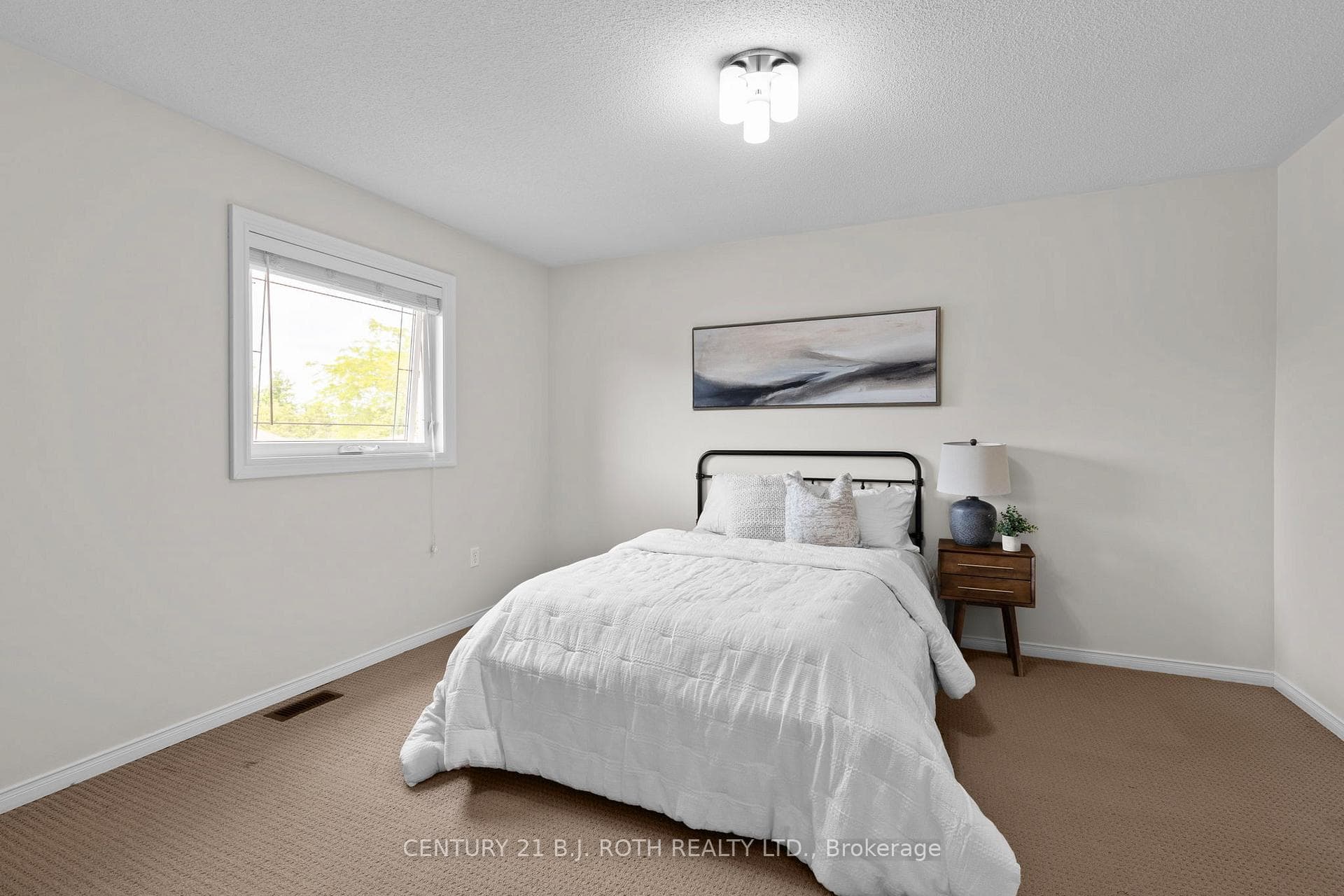 31 Emms Drive photo 23