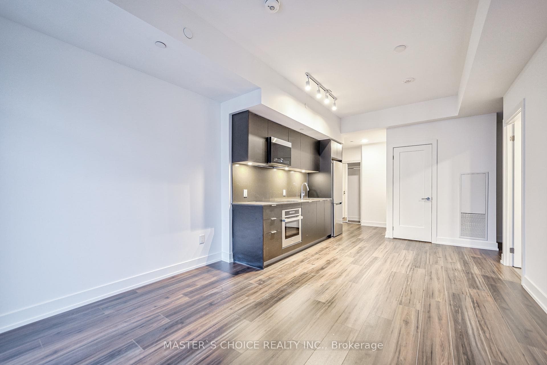 9 Clegg Road Unit 1901N photo 17