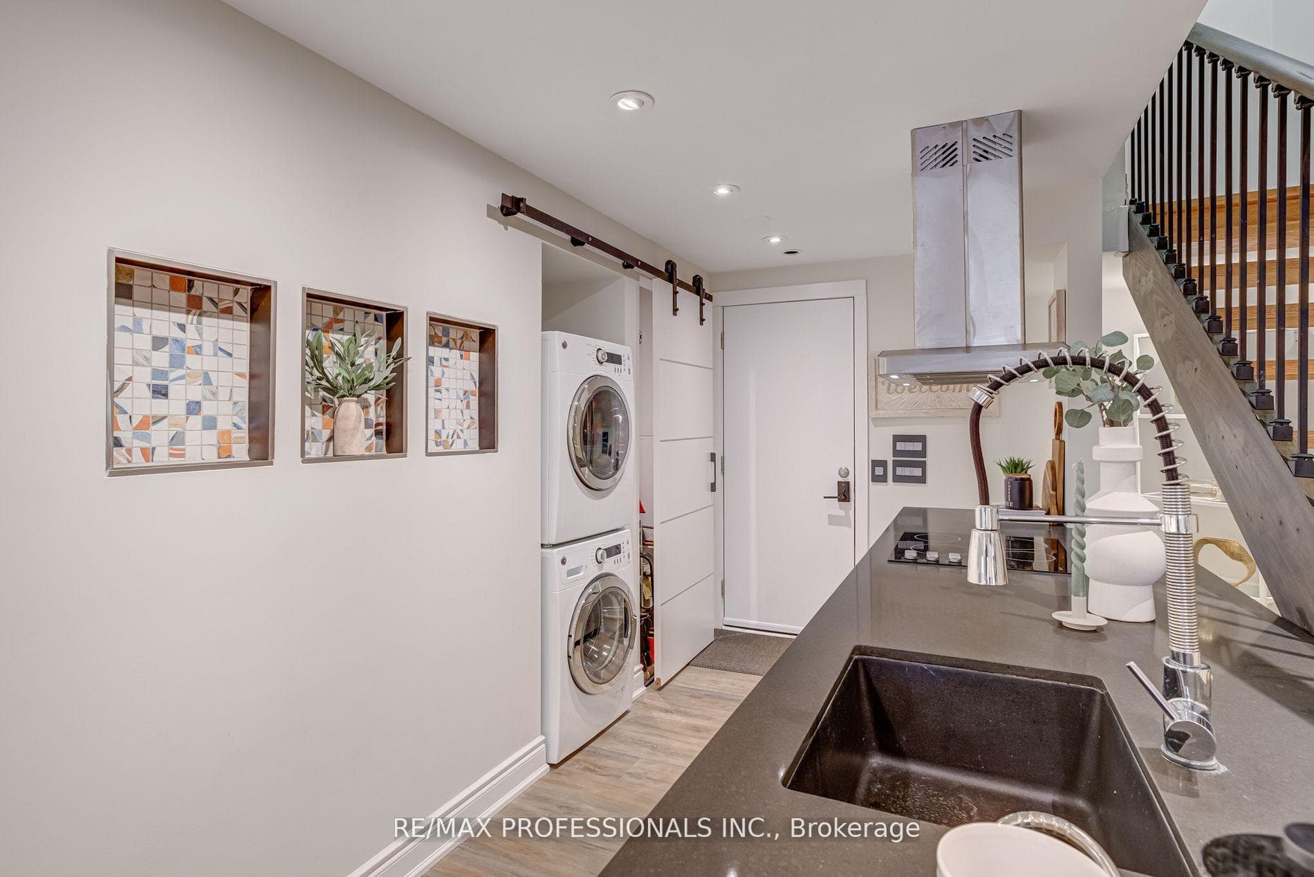 105 Harbourview Crescent photo 29