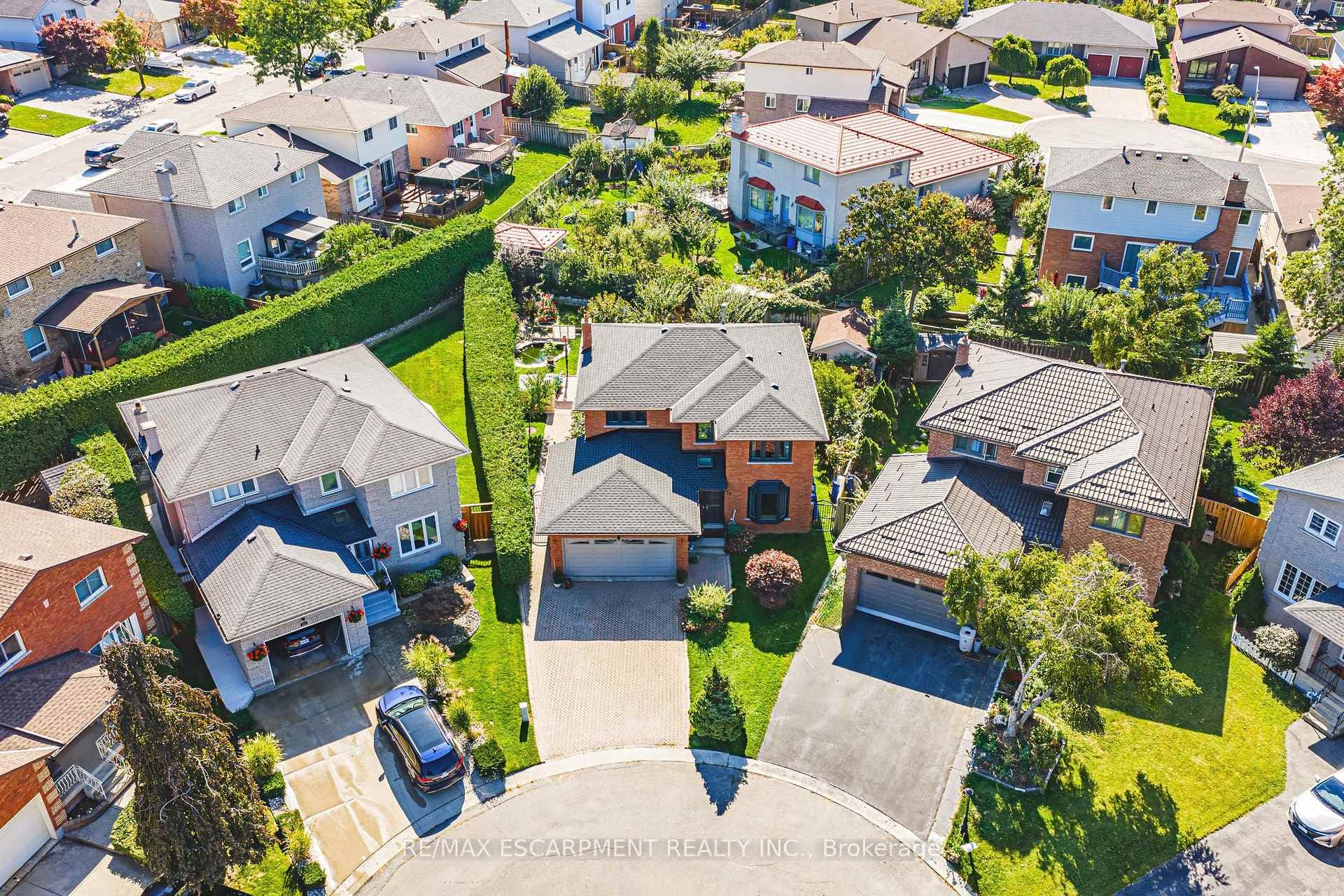 19 Glenhaven Court photo 28