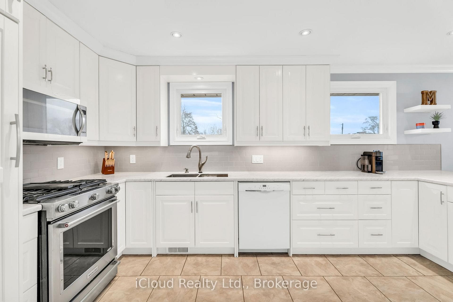 512 Mary Street photo 15