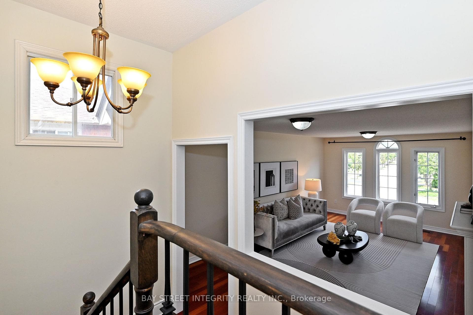 95 Alpine Crescent photo 30