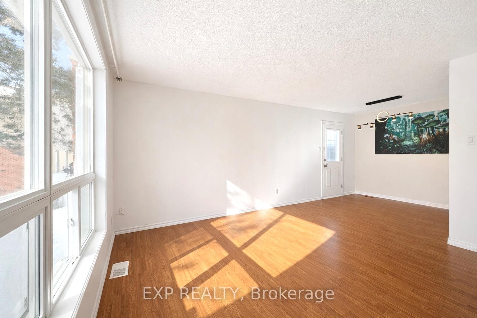 11C Sonnet Crescent photo 7