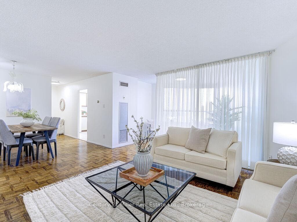 3695 Kaneff Crescent Unit #606 photo 5