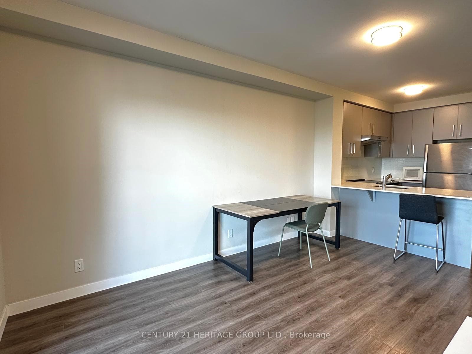 15 Queen Street Unit 1610 photo 9