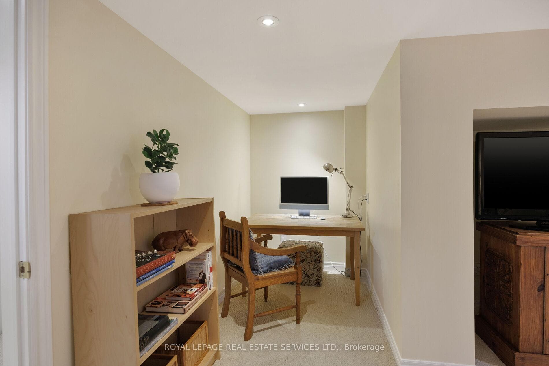 1392 Pinecliff Road photo 35