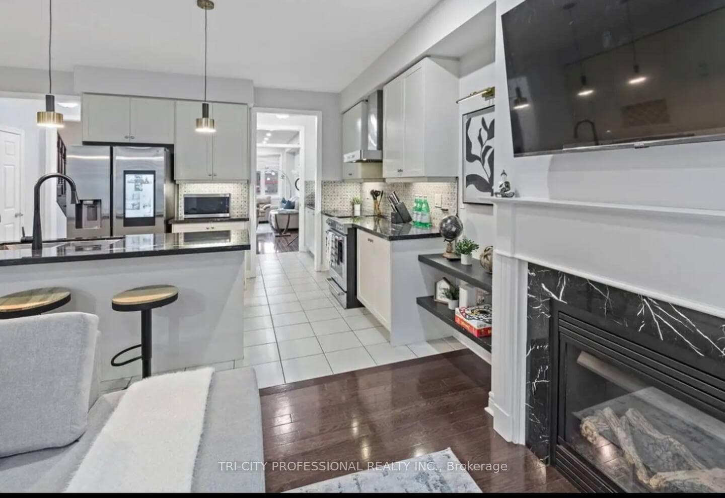 12557 Kennedy Road photo 6