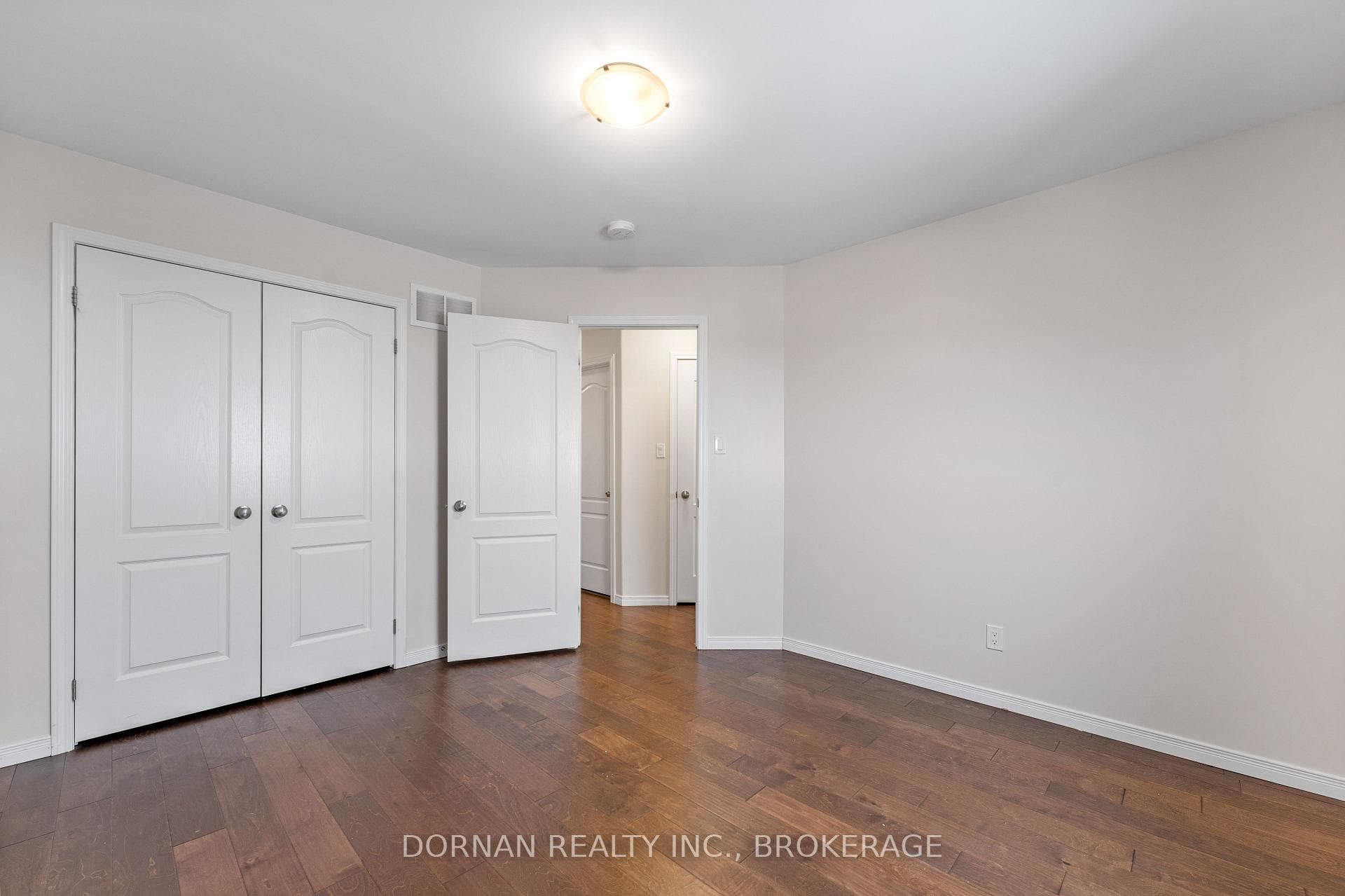284 Louden Terrace Unit Upper photo 20