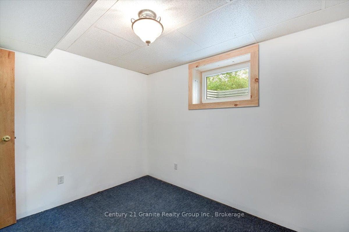 66 Hastings Street photo 25