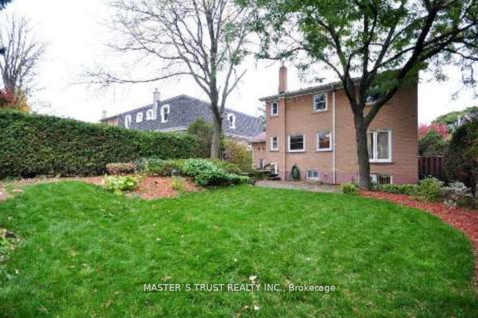 35 Davean Drive photo 20