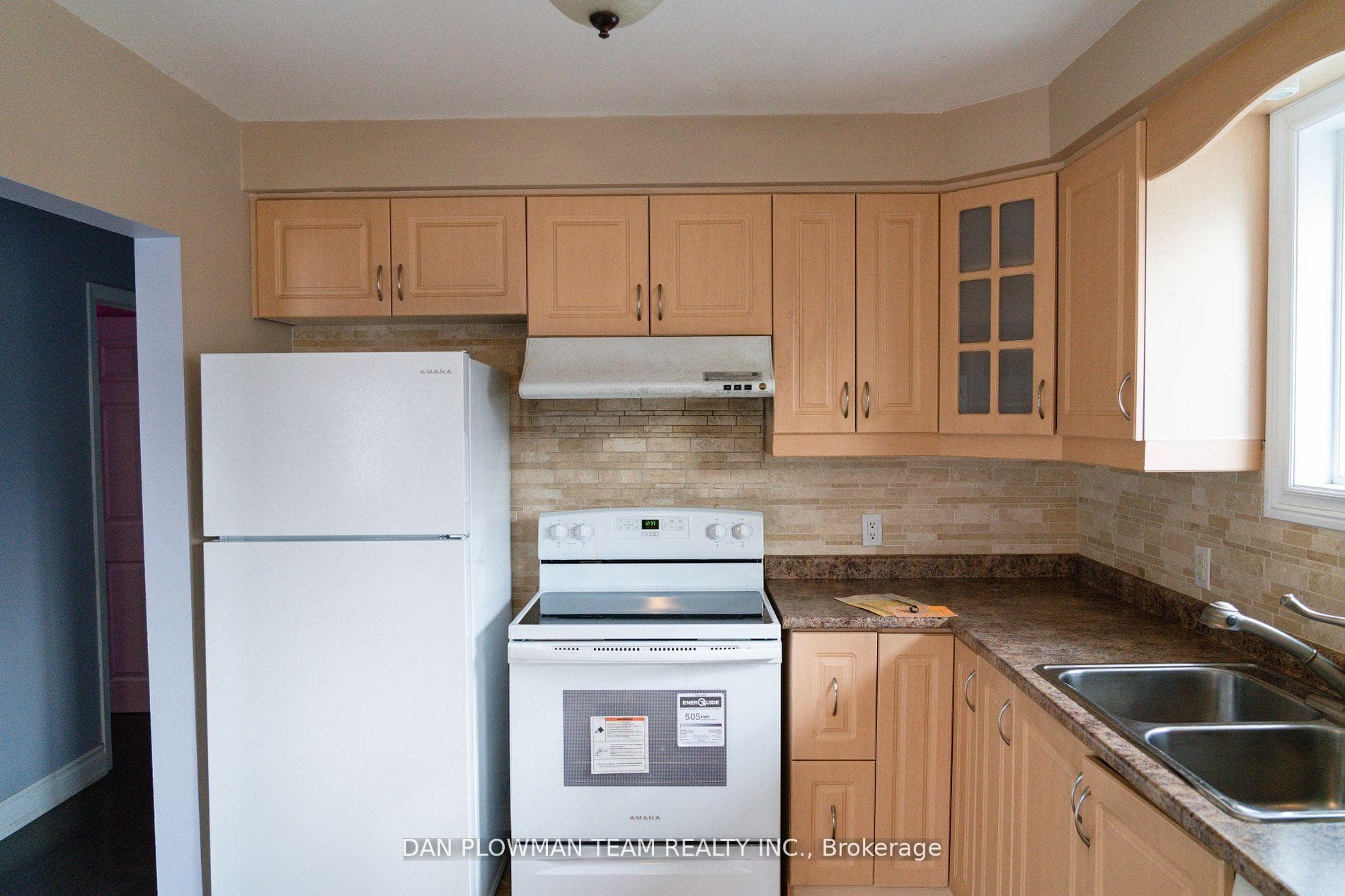 7 Berkham Road photo 9