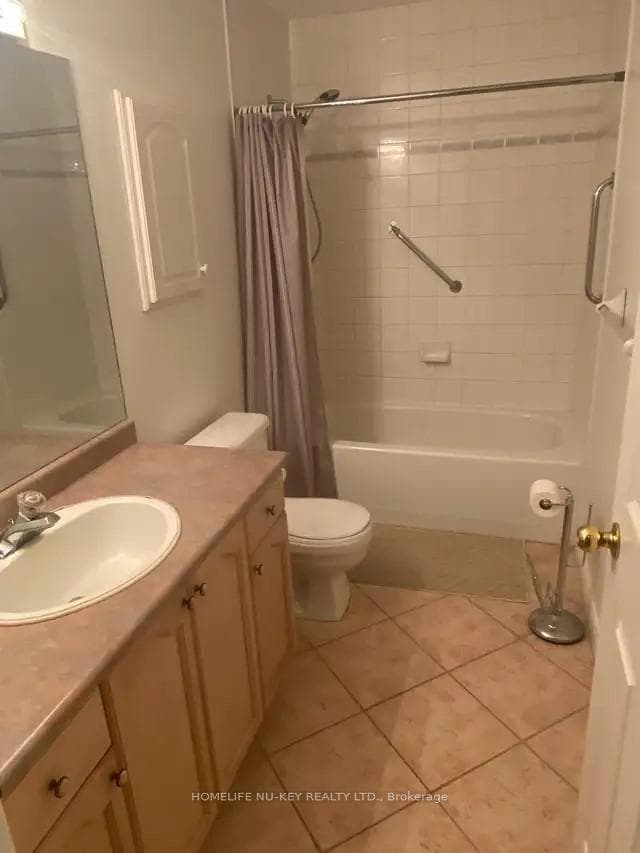 38 Castle Drive photo 5