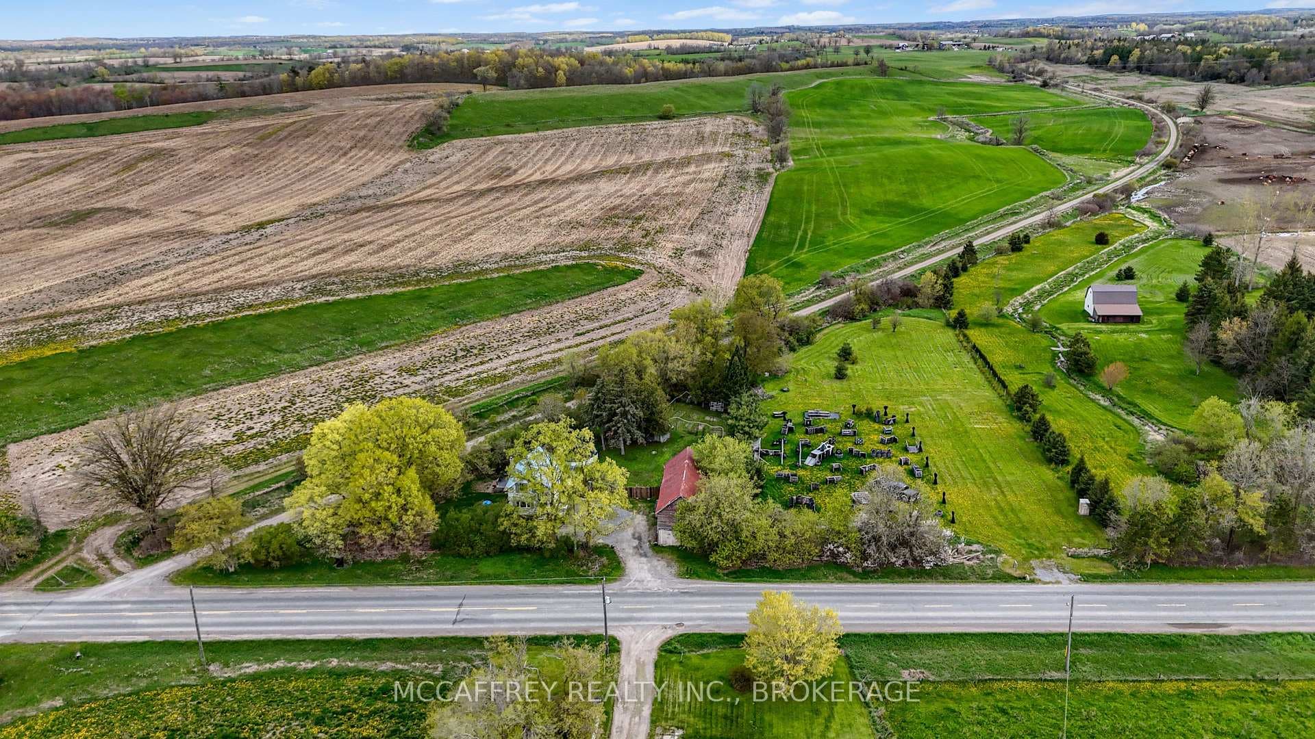476 Hoards Road photo 42