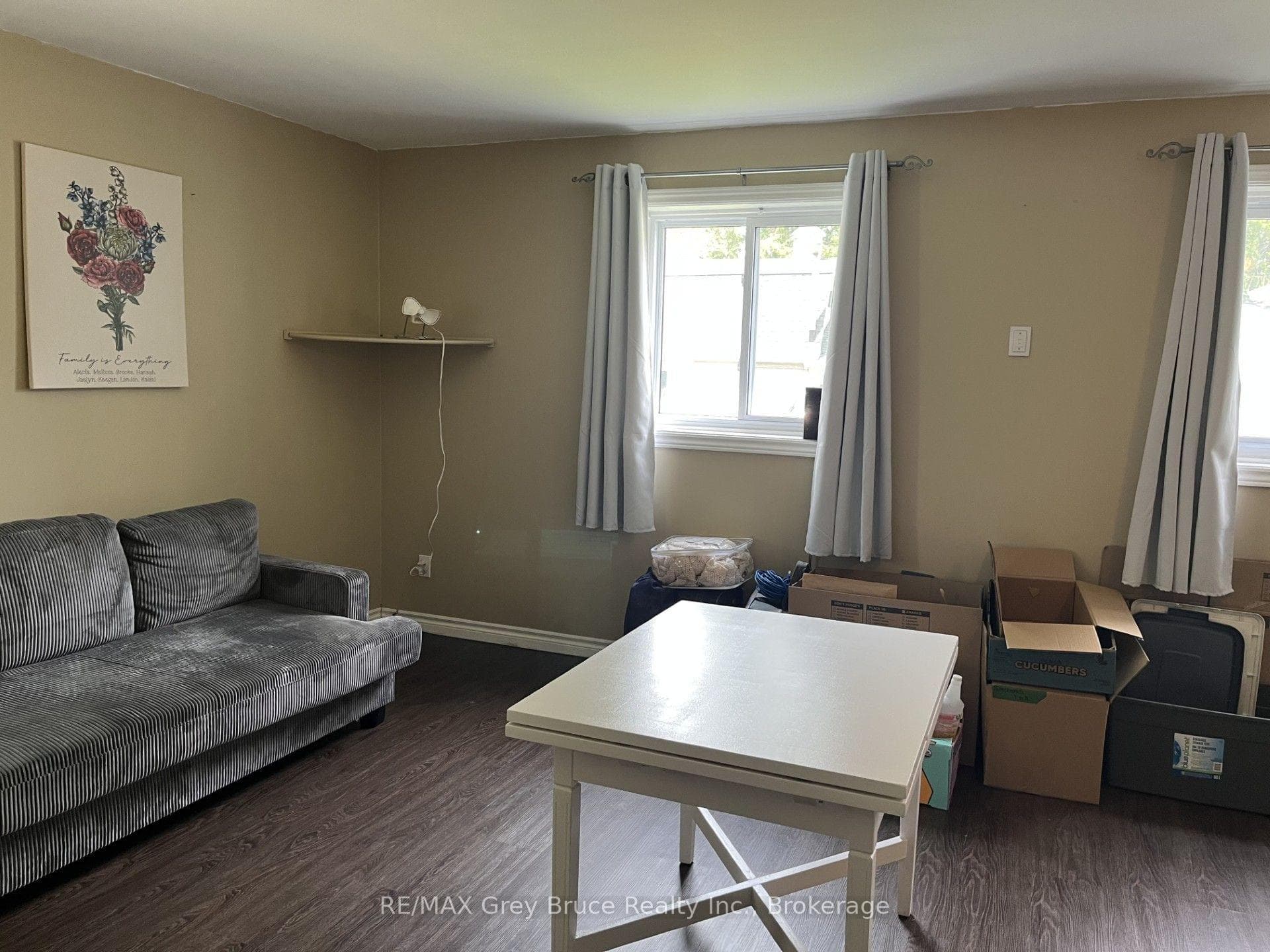 496 Elizabeth Street Unit 2 photo 6