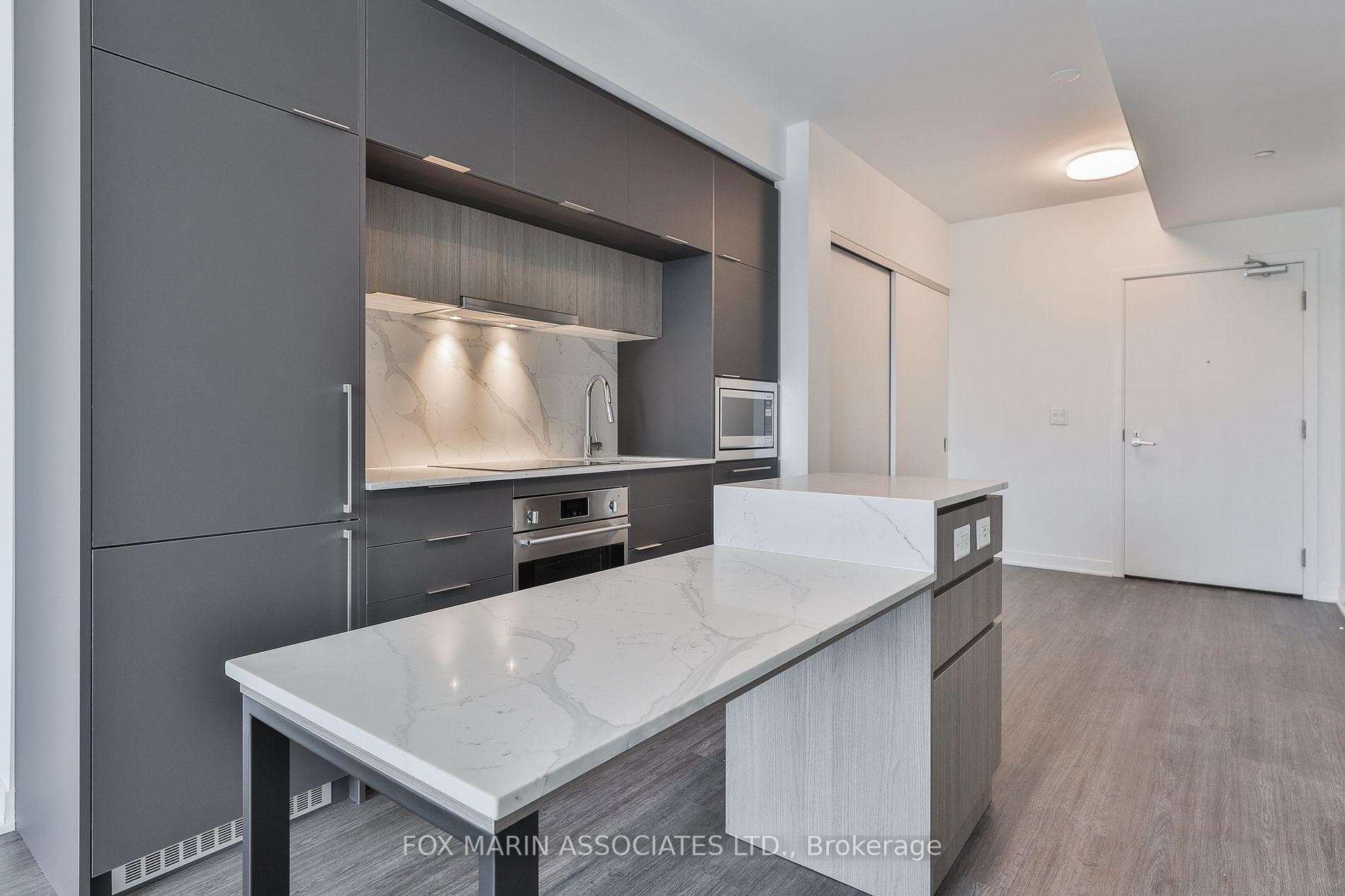 185 Alberta Avenue Unit 309 photo 6