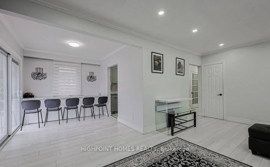 3 Mozart Avenue photo 12