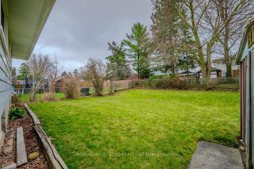 39 Ramblewood Way photo 37