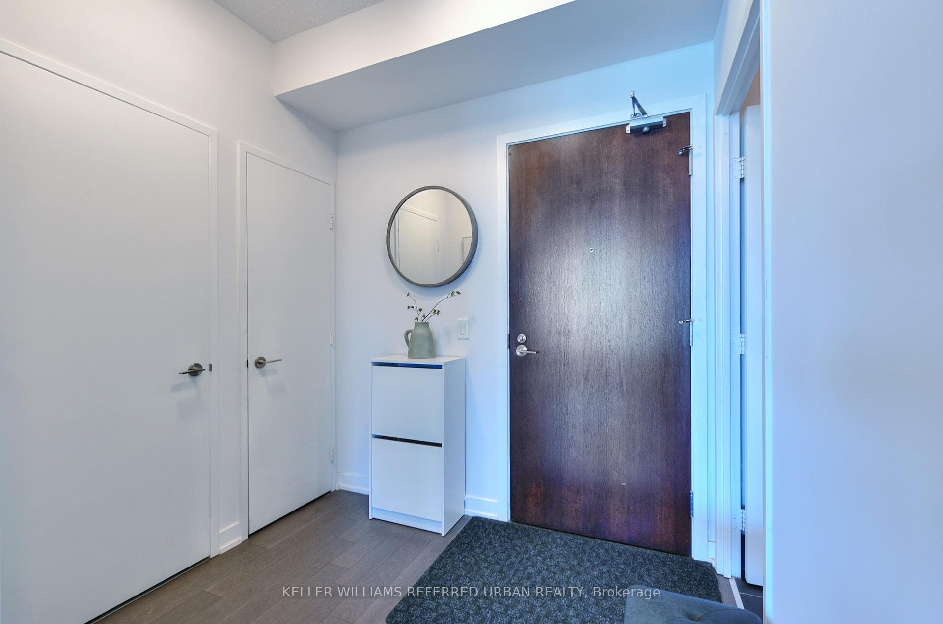120 Bayview Avenue Unit N817 photo 6