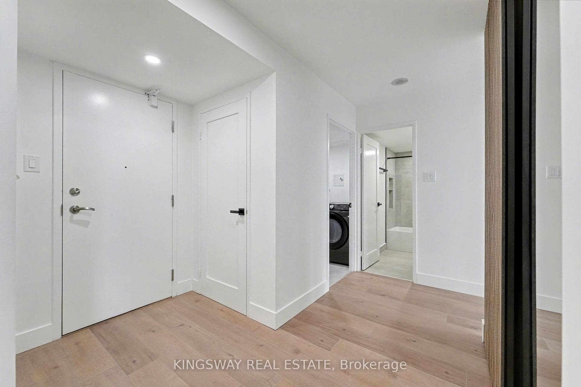 7420 Bathurst Street Unit 712 photo 26