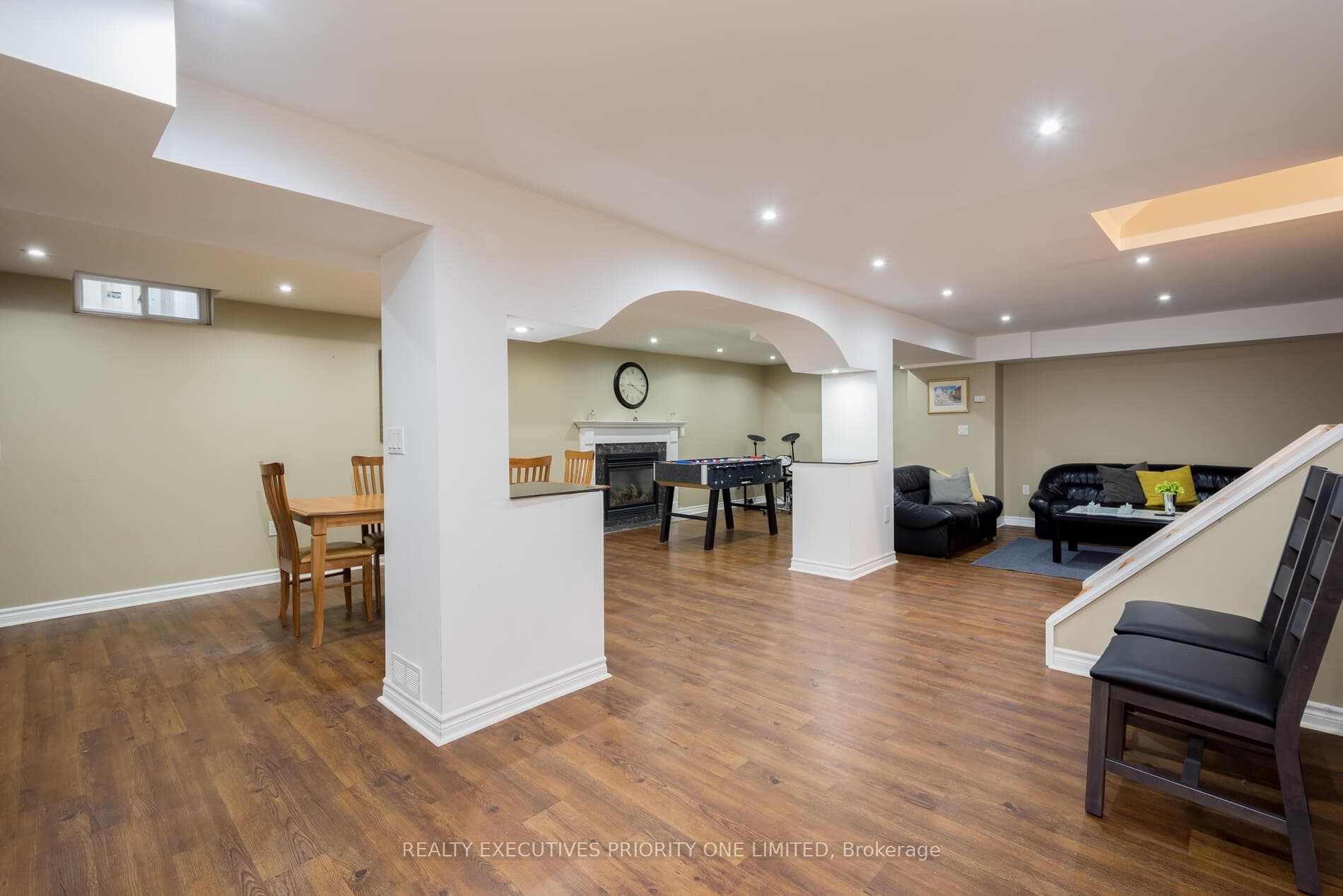 56 Nelson Circle photo 32