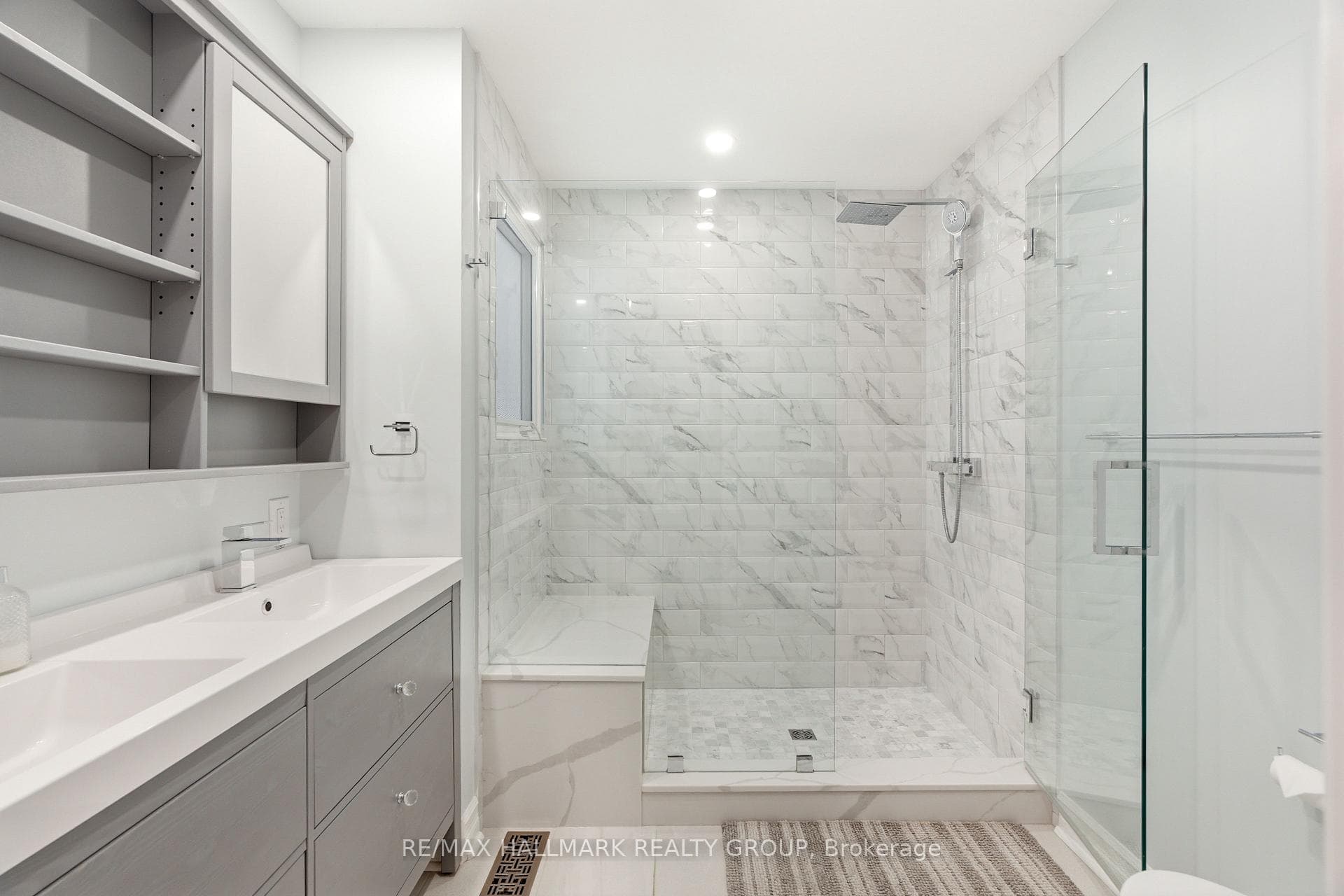 417 Daly Avenue photo 35