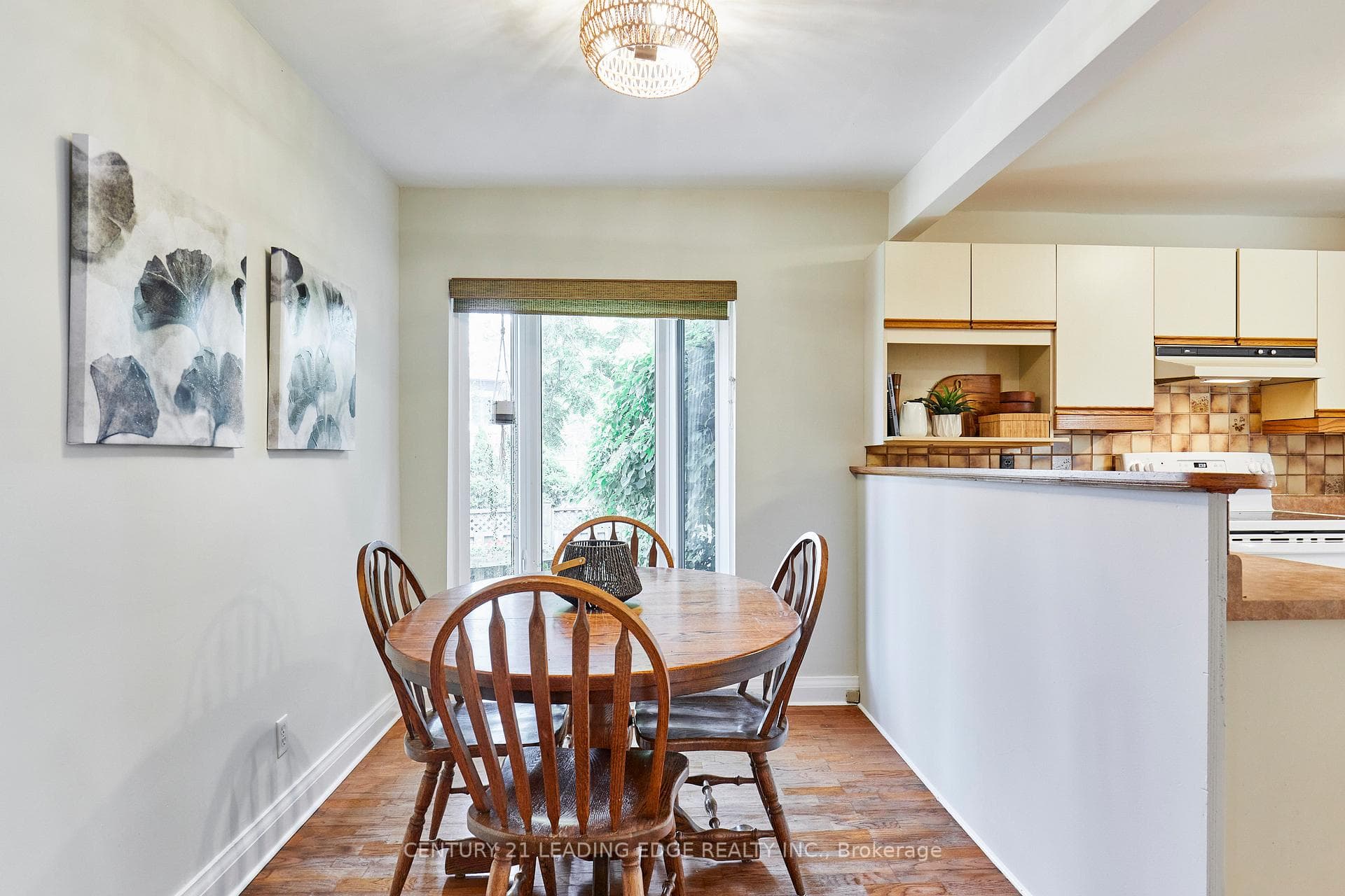 19 Scarboro Crescent photo 10