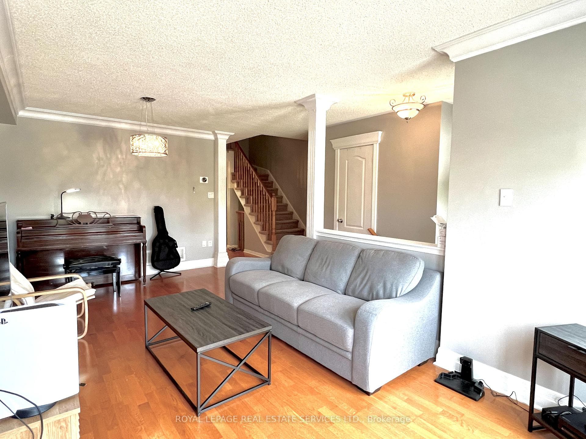 5530 Glen Erin Drive Unit 153 photo 4