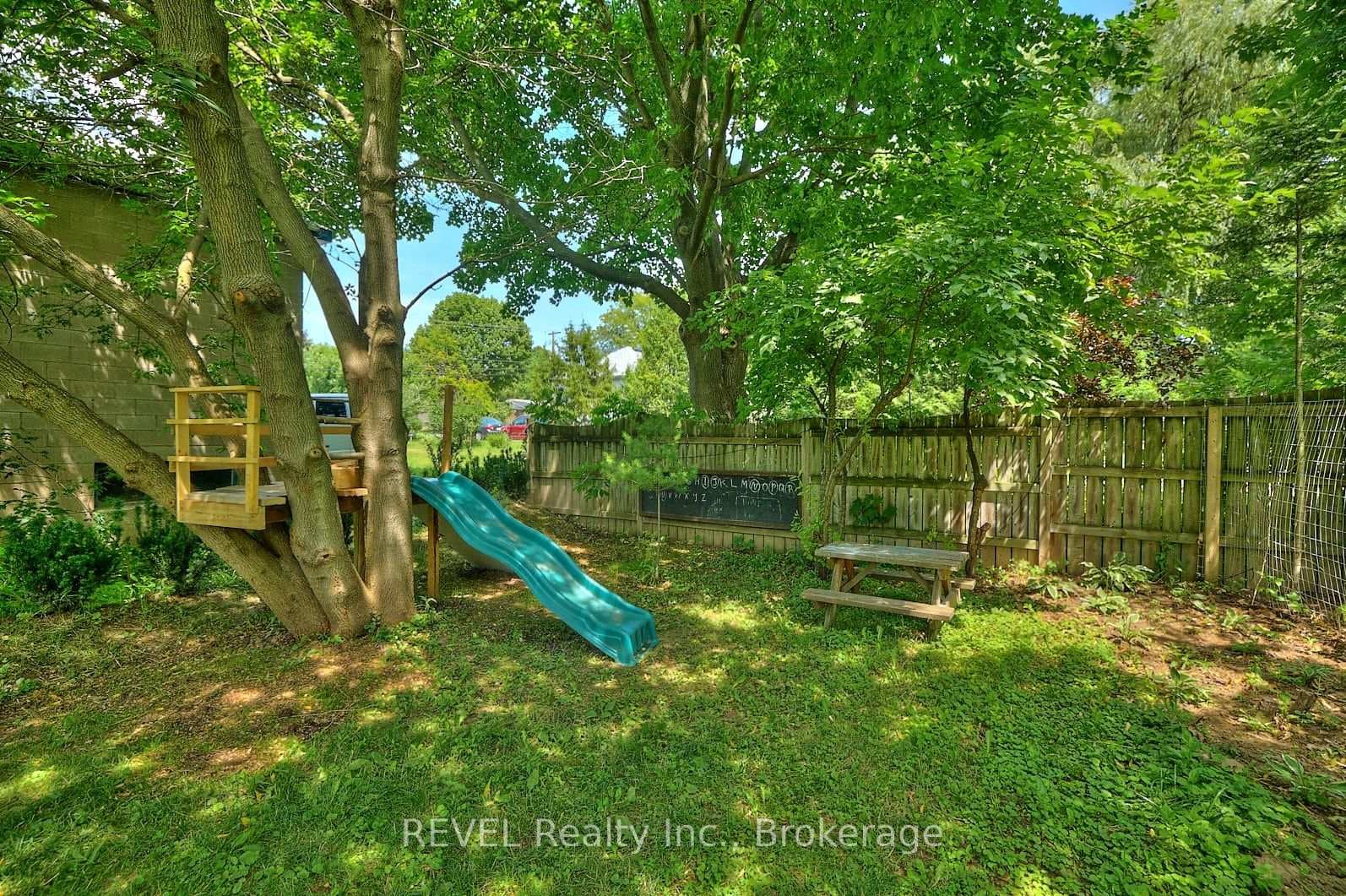 1819 Balfour Street photo 42