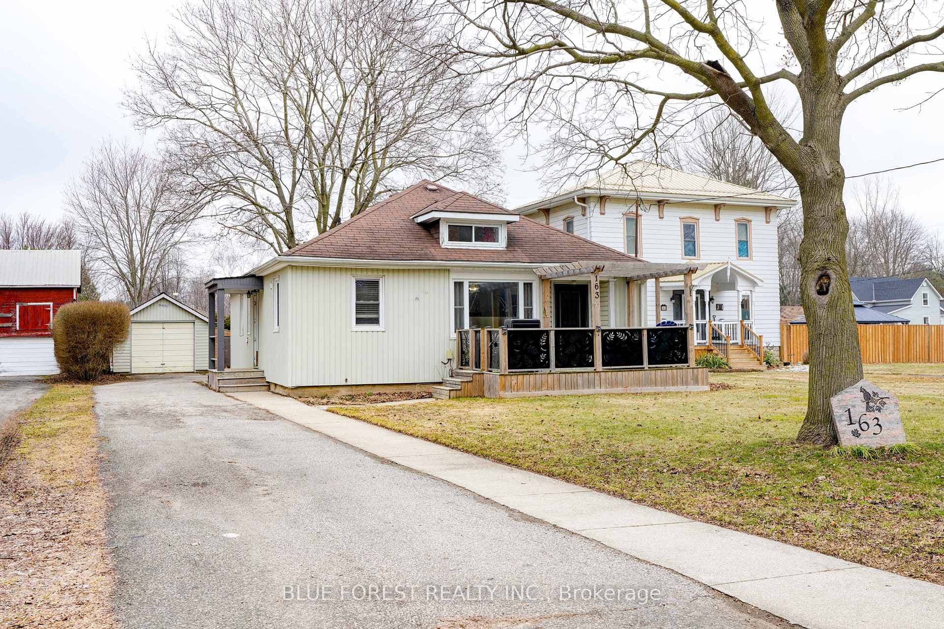 163 Shackleton Street photo 1