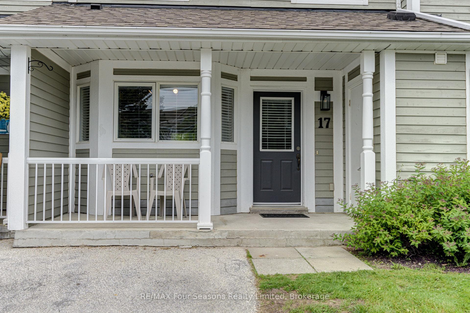 17 Cranberry Surf N/A Unit 17 photo 1