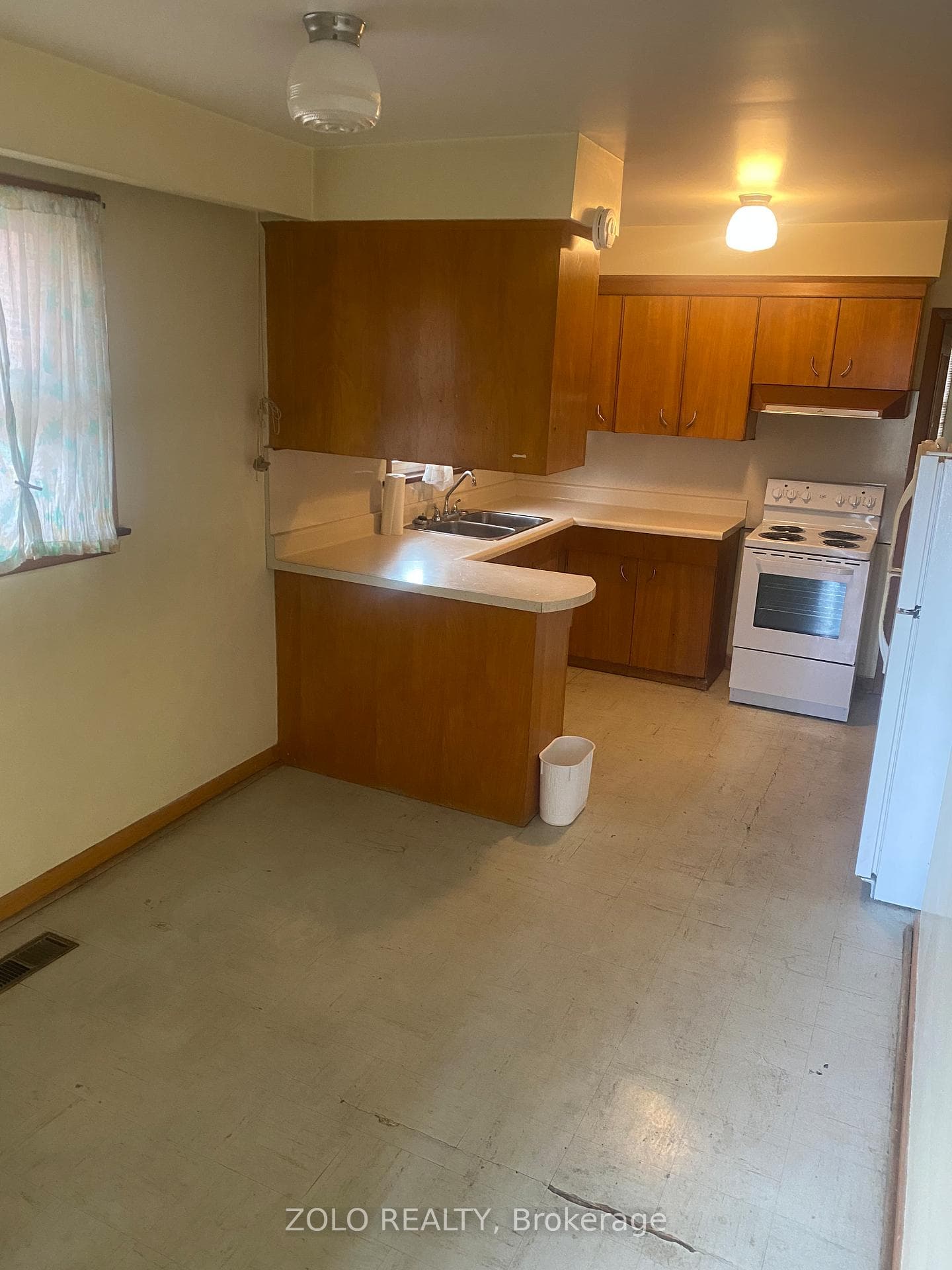 939 Glencairn Avenue photo 12