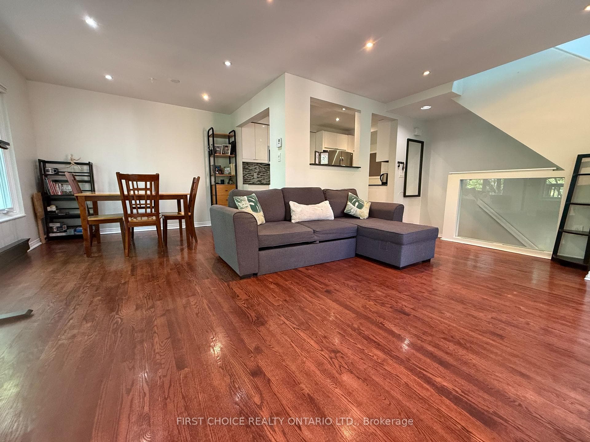 130 Greenfield Avenue Unit C photo 14