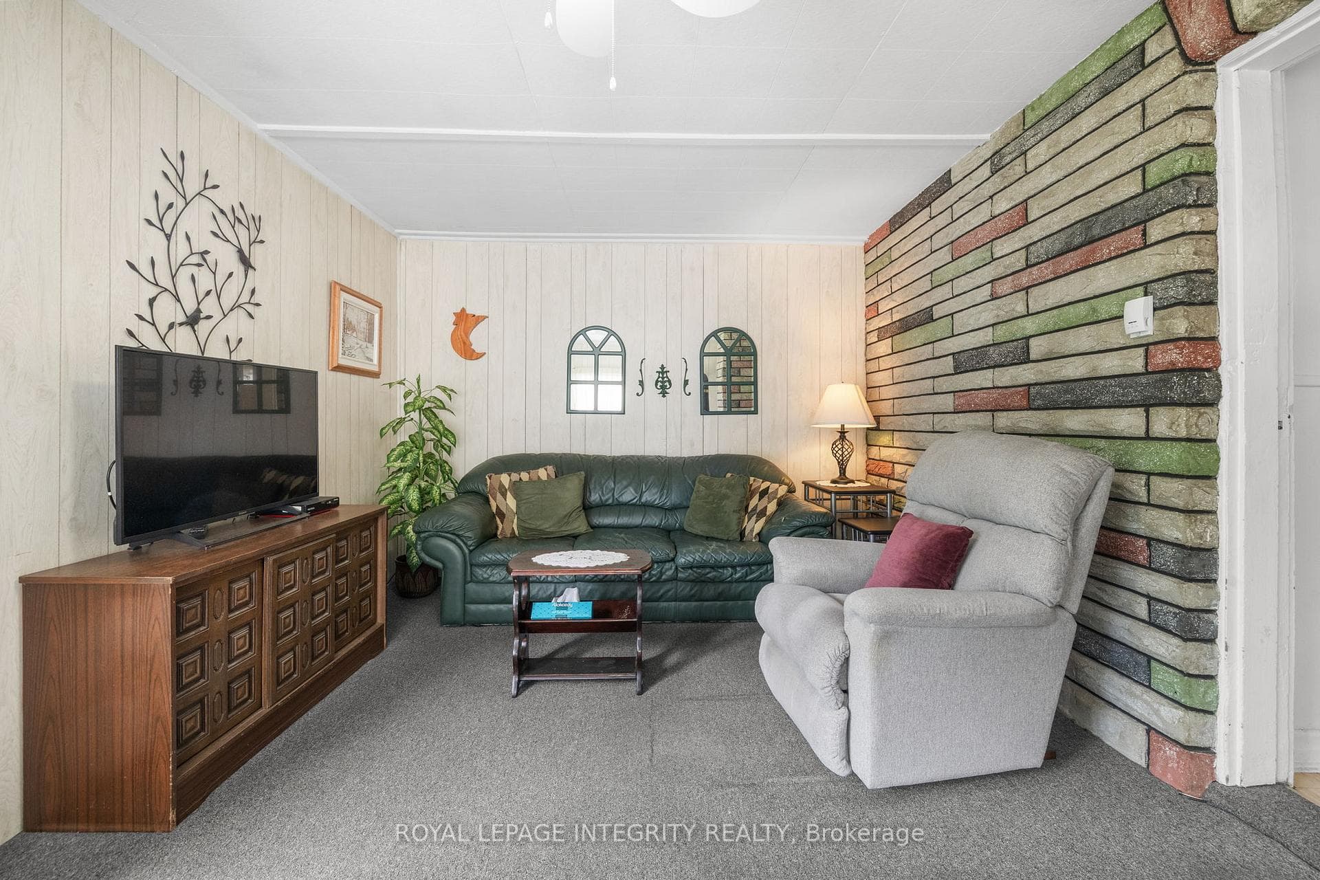 1081 Kenaston Street photo 30