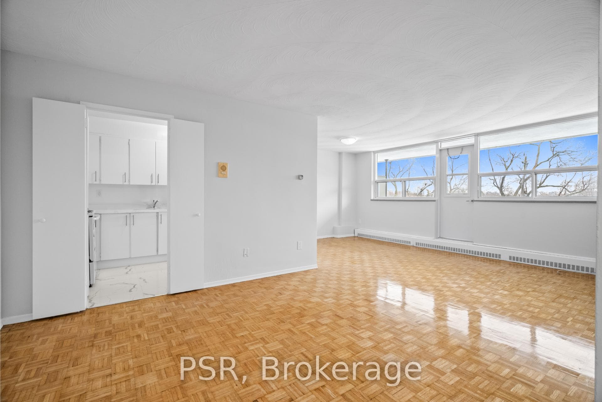 105 Rowena Drive Unit 1117 photo 1