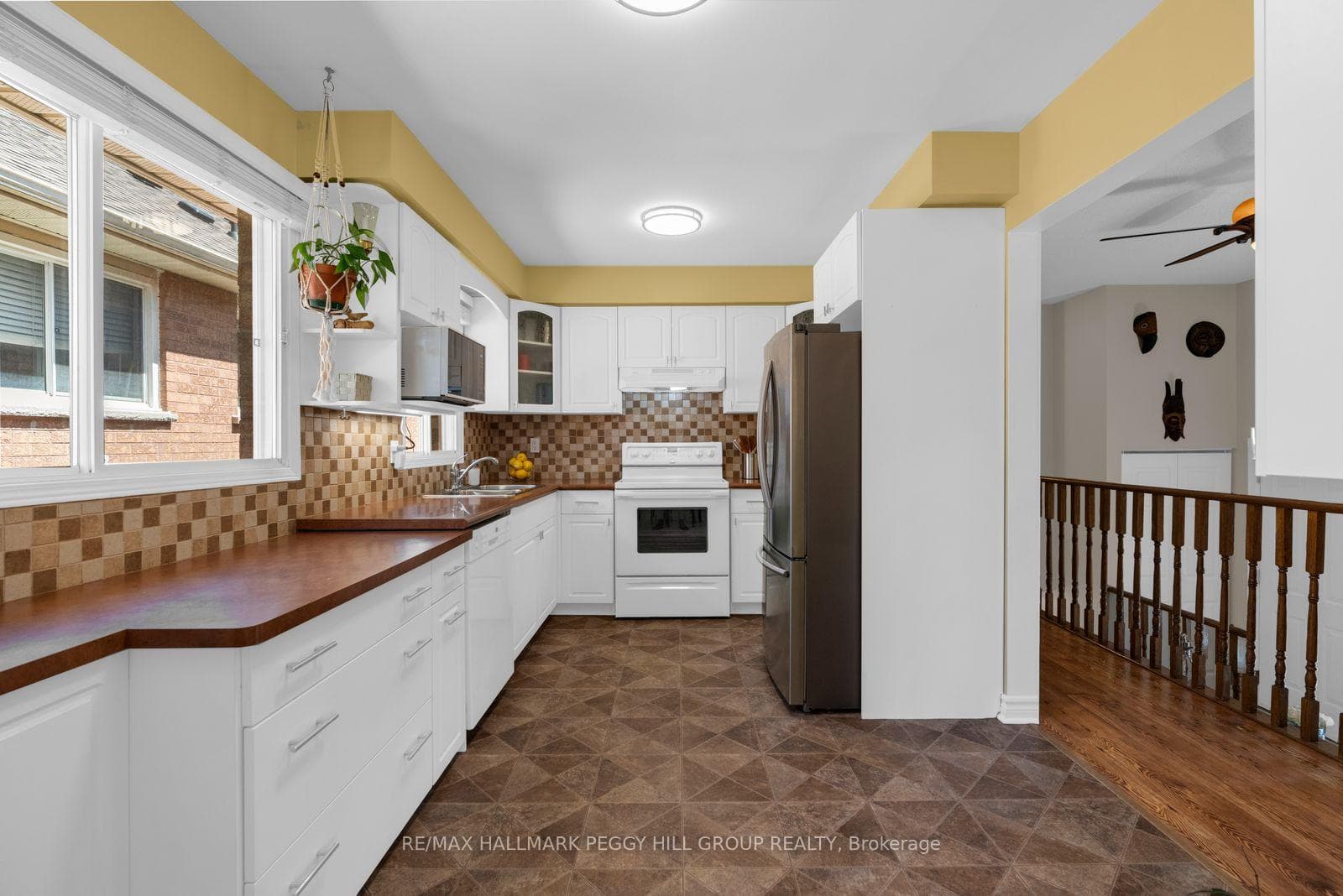5 Barwick Drive photo 5