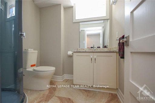 840 FOREST Street photo 25