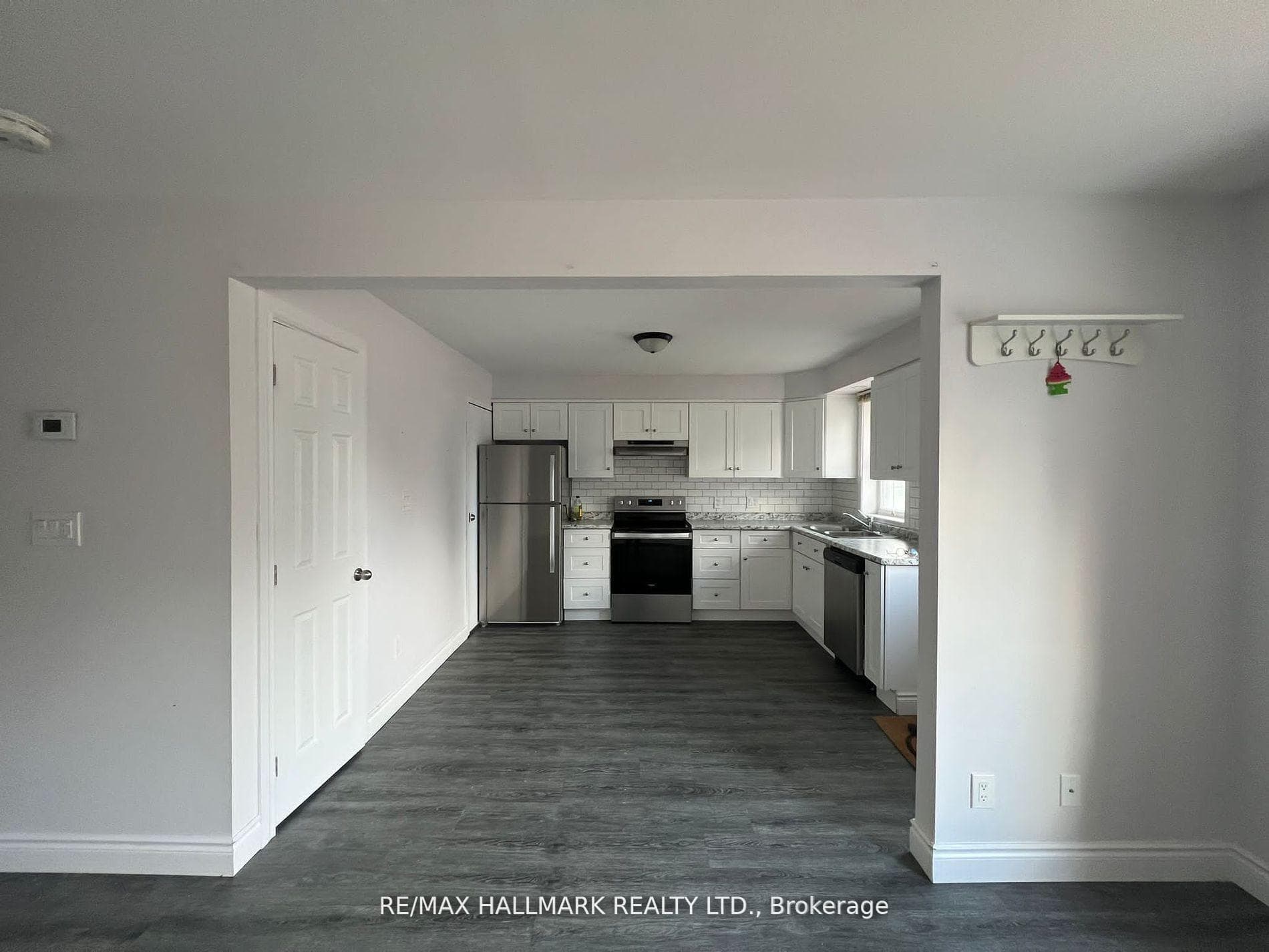 261 Wellington Street Unit Main photo 2