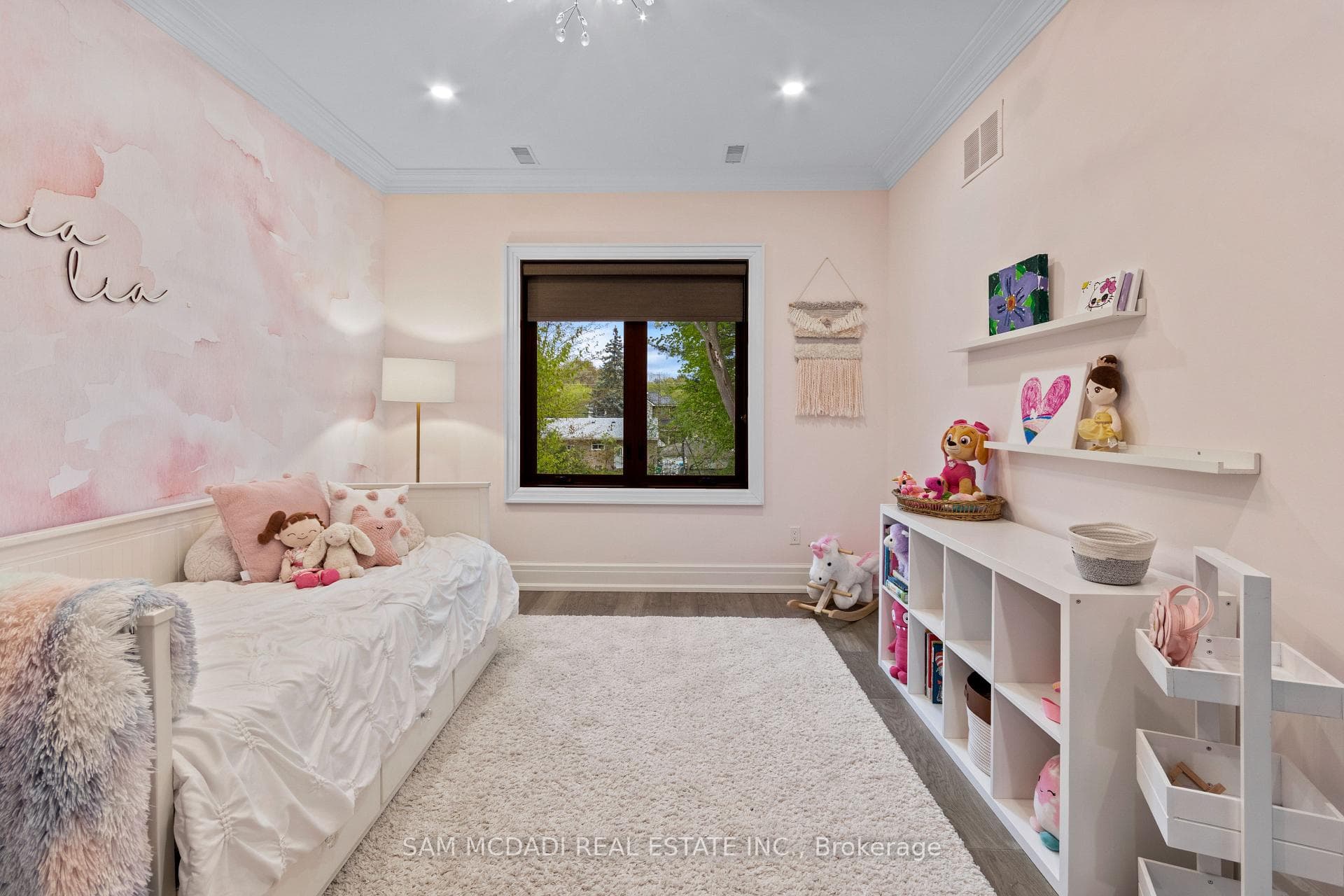 1134 Welwyn Drive photo 36
