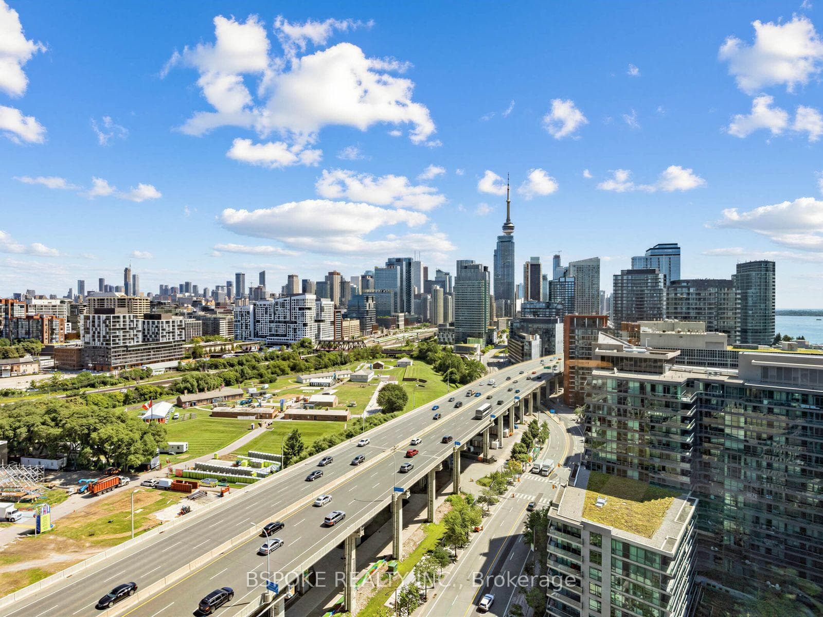 231 Fort York Boulevard Unit 2210 photo 13