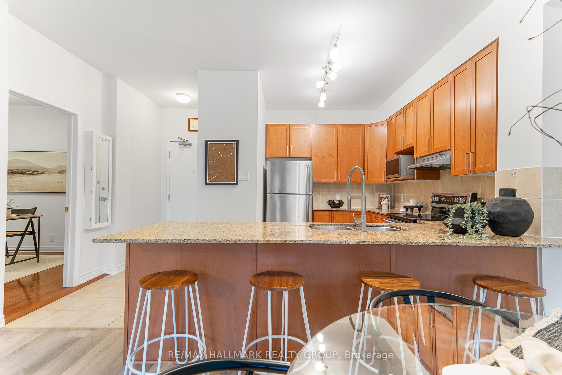 205 Bolton Street Unit 129 photo 20