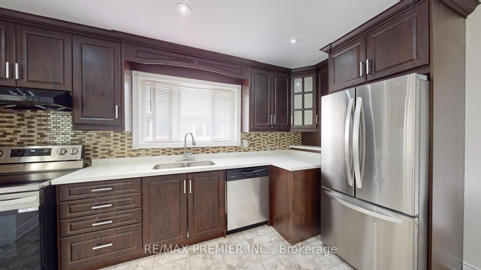 57 Habitant Drive photo 7