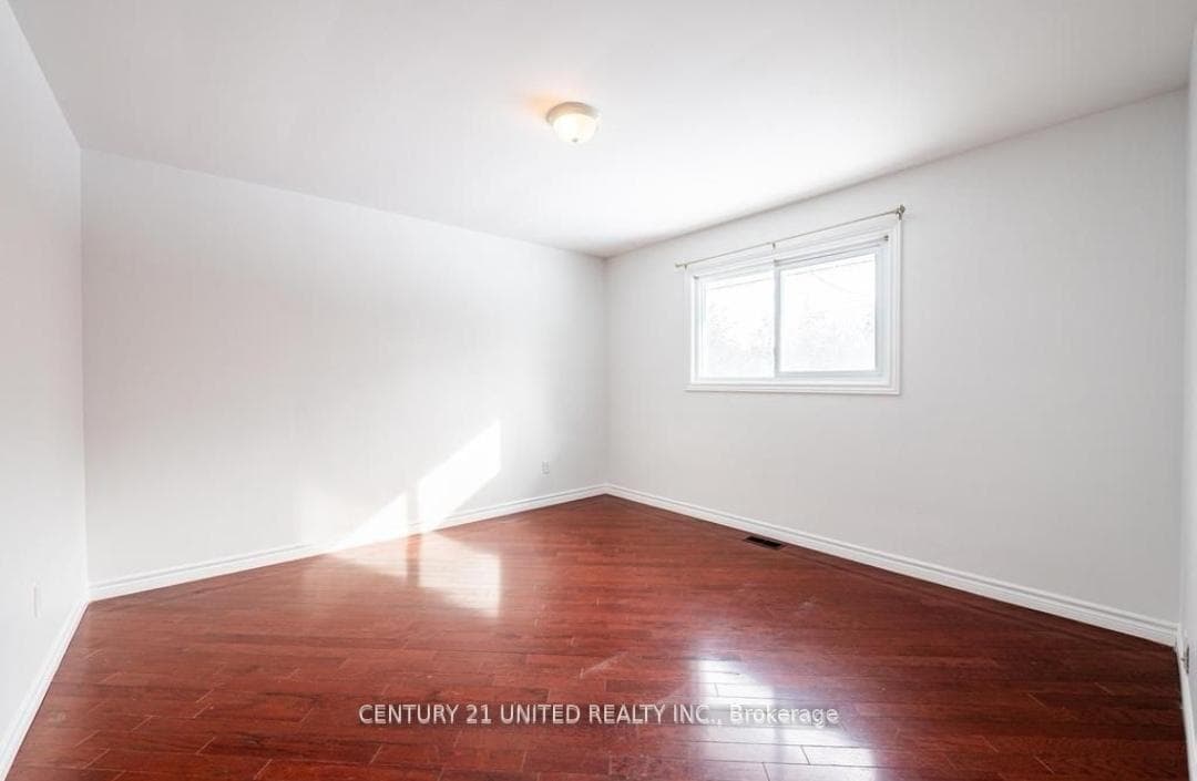 509 Raymond Street Unit Upper photo 6