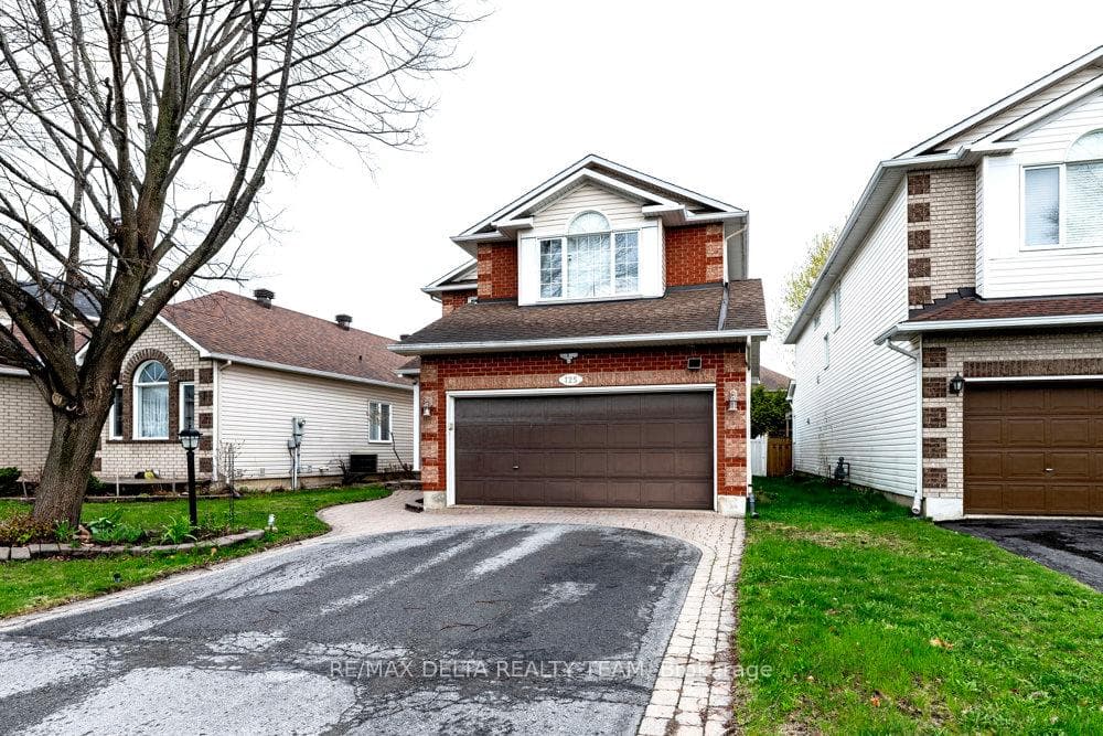 125 Stoneway Drive photo 2