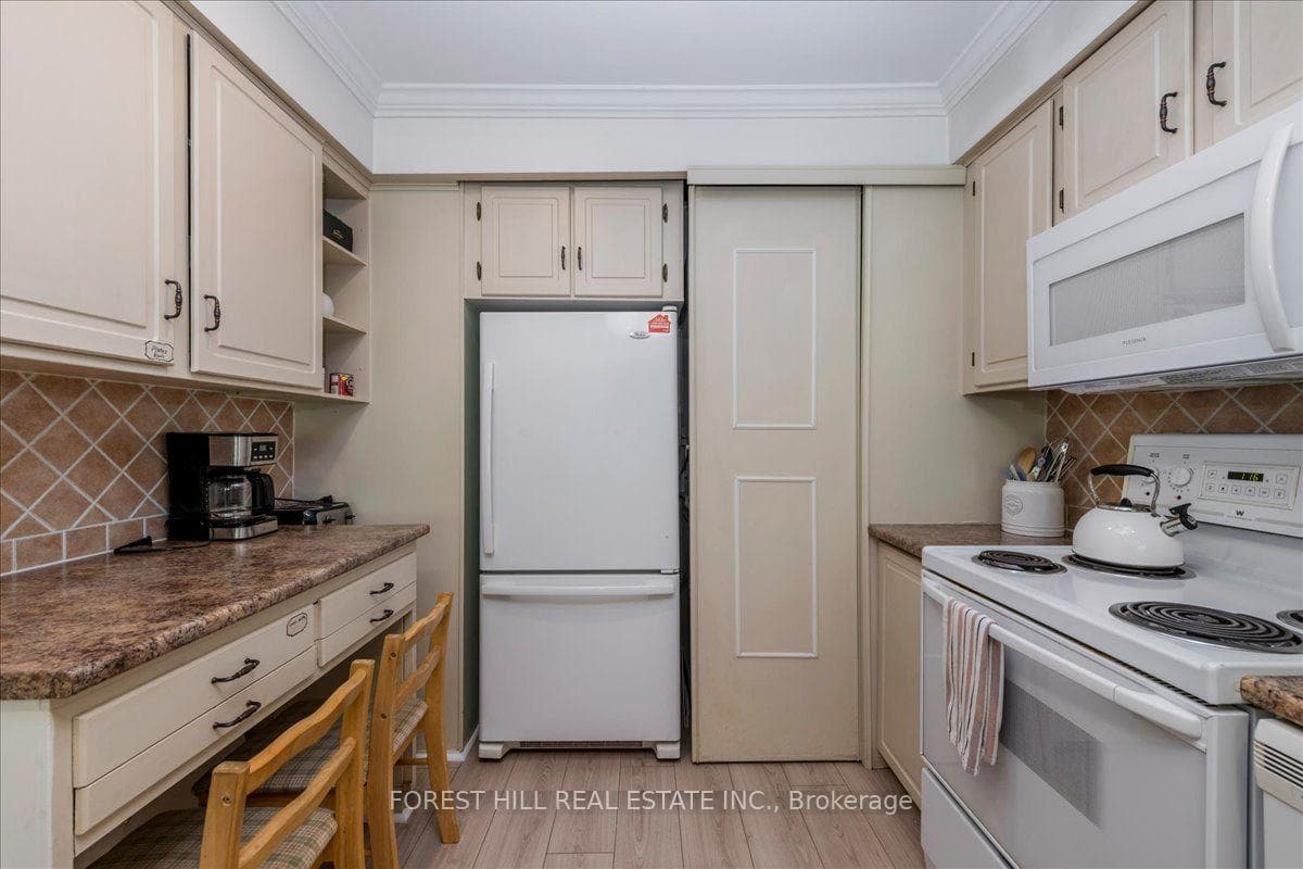4 Paradise Boulevard Unit 27 photo 7