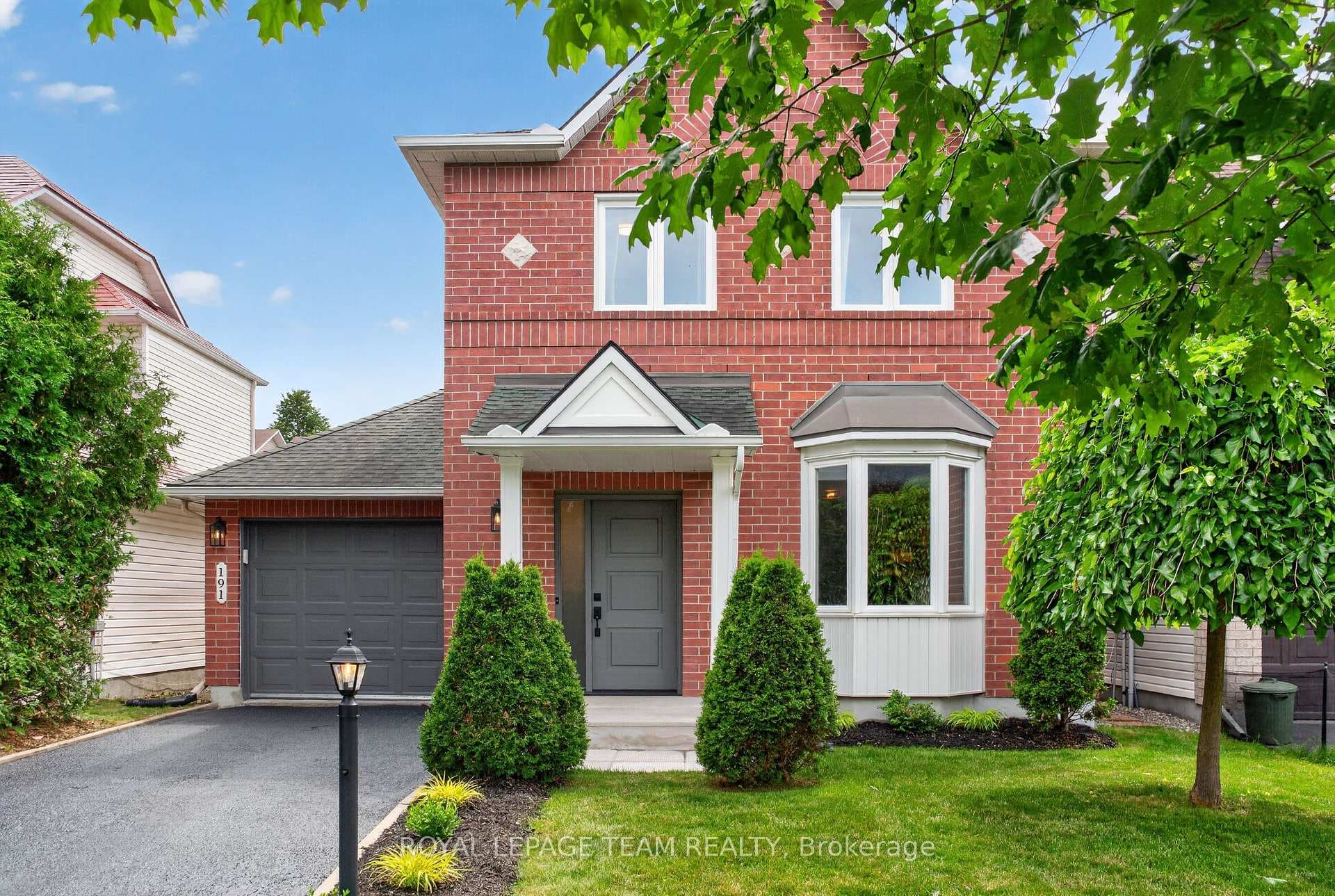 191 Windhurst Drive photo 2