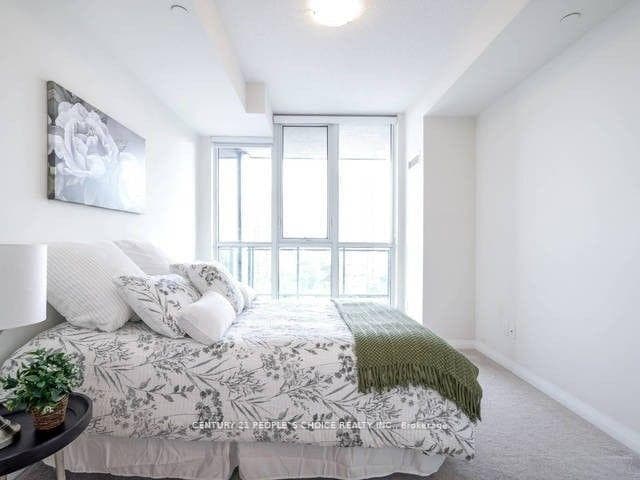75 Eglinton Avenue Unit 1403 photo 15